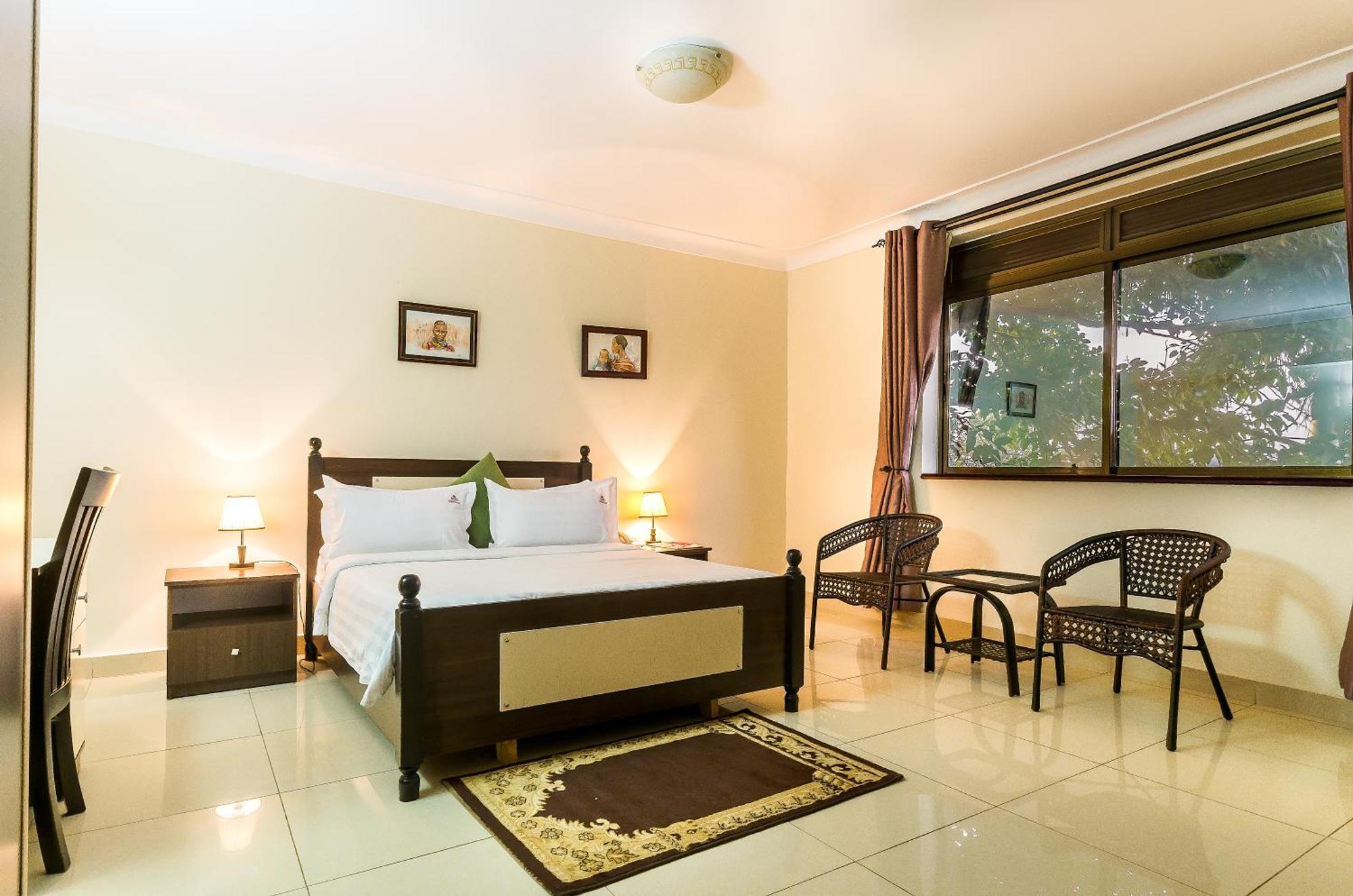 Marie'S Royale Hotel Кампала Экстерьер фото