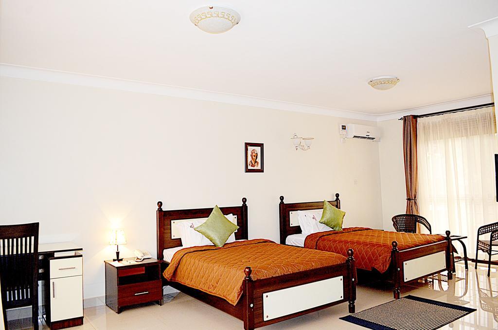 Marie'S Royale Hotel Кампала Экстерьер фото