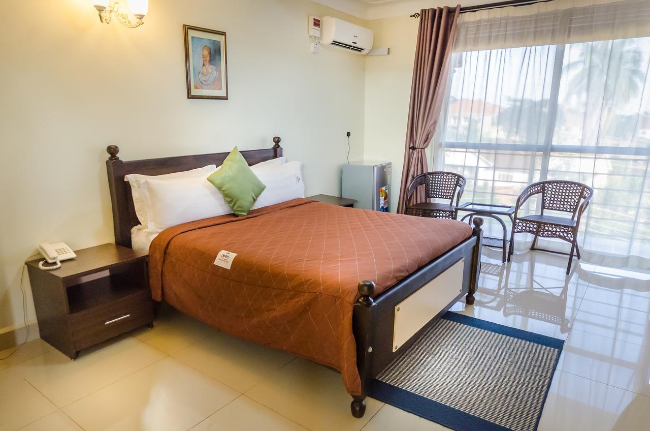 Marie'S Royale Hotel Кампала Экстерьер фото